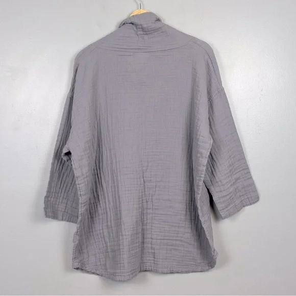 Gray Women's Tunic Top - Picture 2 of 8
